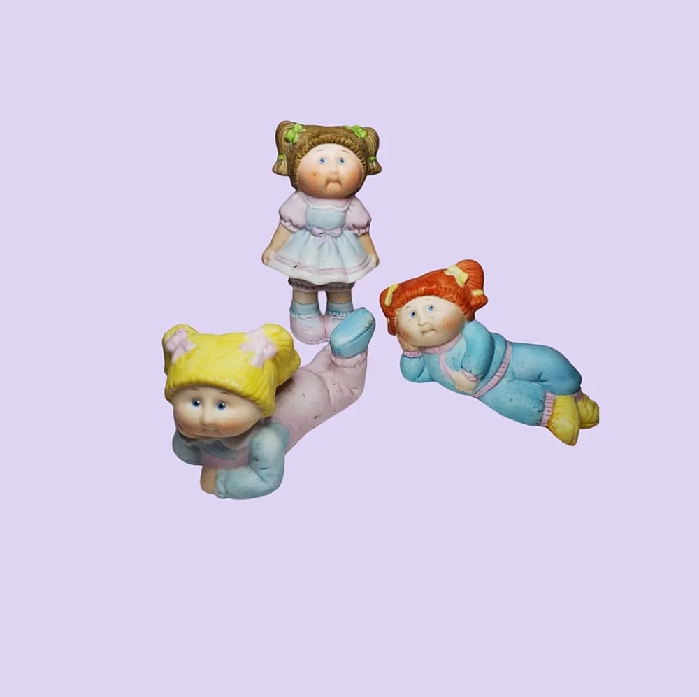 Vintage cabbage patch kid figurines